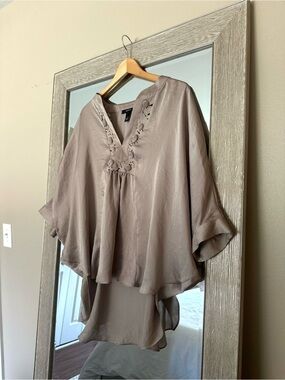 Alfani Women’s Taupe Butterfly Sleeve Blouse Floral Appliqué Size 6 Medium